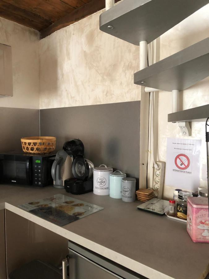 Charmante Maison Pierres 1768 Polisy エクステリア 写真